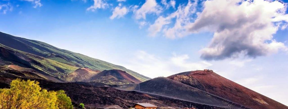 Vue sur volcan en Sicile