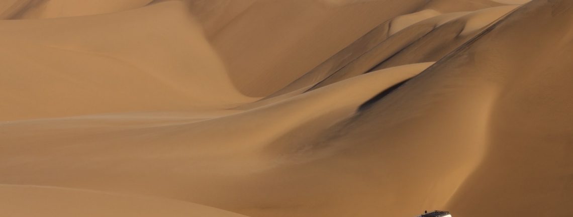 Des dunes dans le désert en Iran