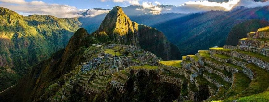Vue panoramique sur le site de Machu Picchu au Pérou